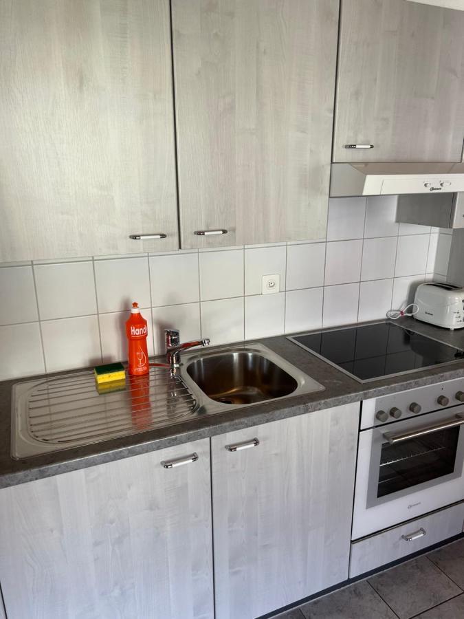 Apartament Rosy Apartment Интерлакен Екстериор снимка